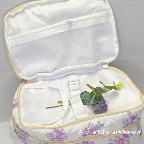 Floral Quilted 👝 3 pc XL Cosmetic Bag Set Travel Toiletry Makeup Organizer NWT - Picture 9 of 15